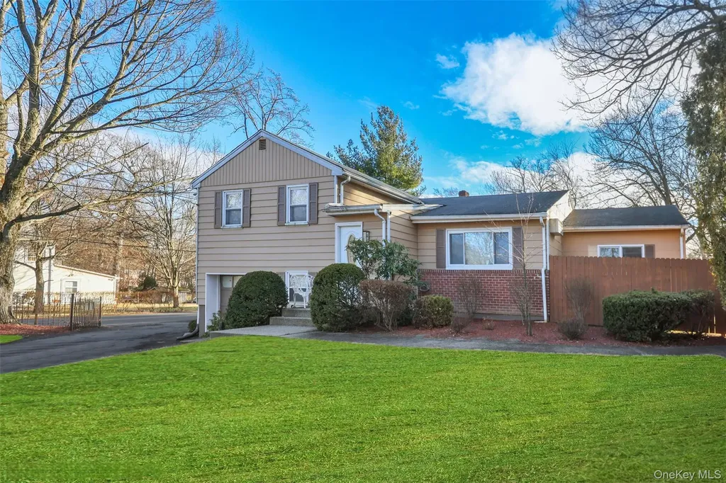 138 E Eckerson Road Spring Valley NY 10977
