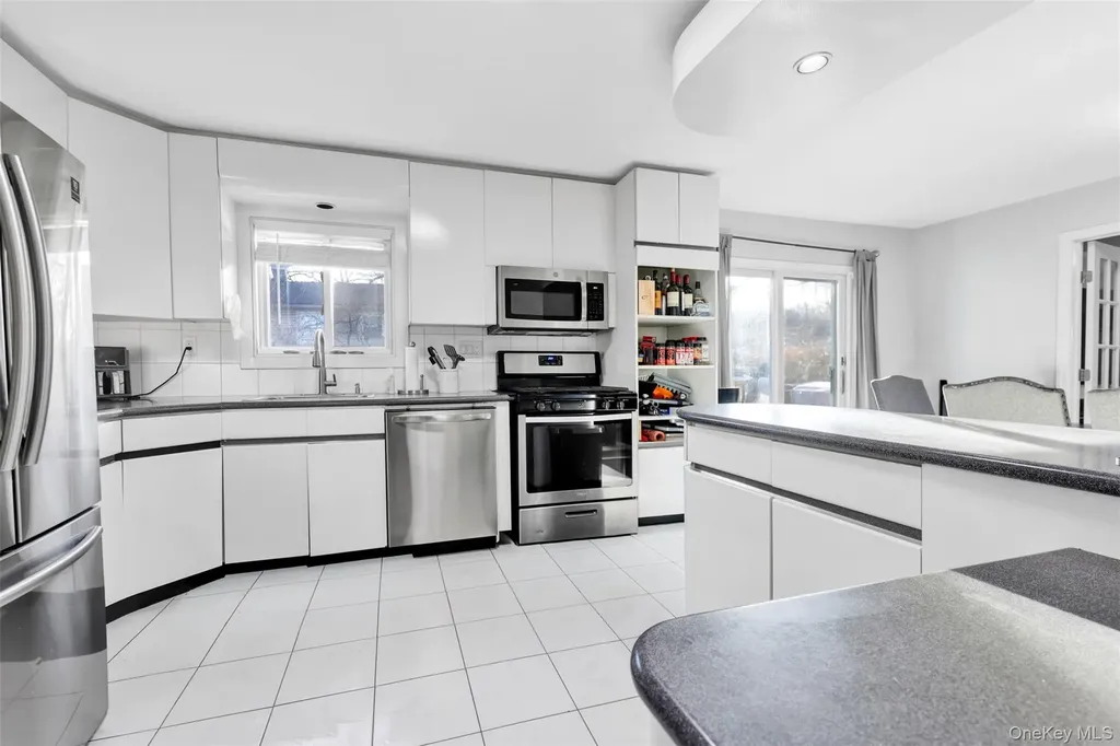 138 E Eckerson Road Spring Valley NY 10977