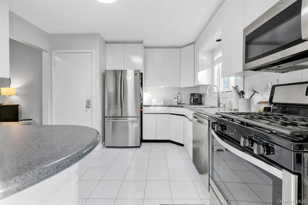 138 E Eckerson Road Spring Valley NY 10977