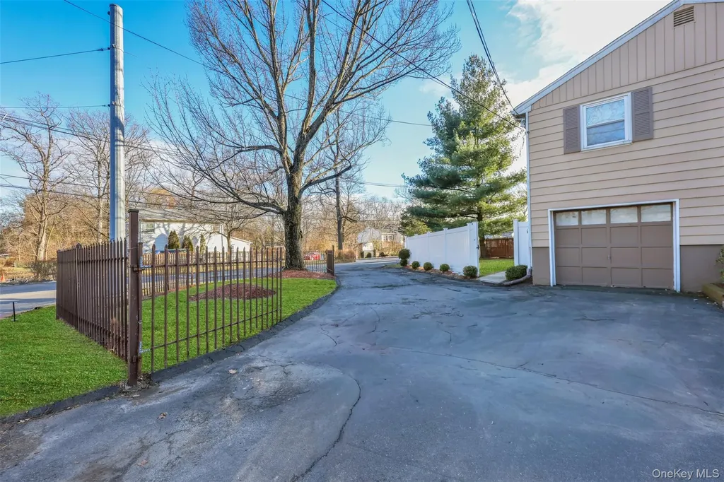 138 E Eckerson Road Spring Valley NY 10977