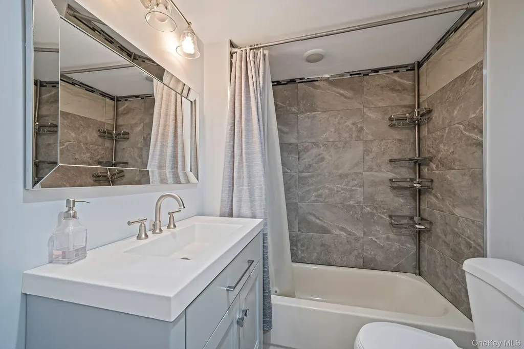 10 Community Road Coram NY 11727