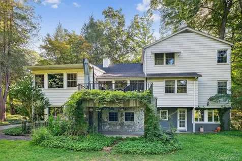 65 Furnace Brook Drive Cortlandt Manor NY 10567