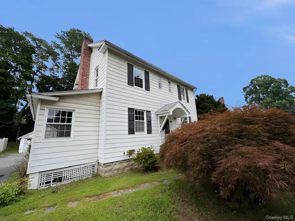 207 S Grand Avenue Poughkeepsie NY 12603