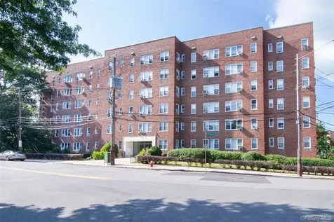 25 Sunnyside Drive Yonkers NY 10705