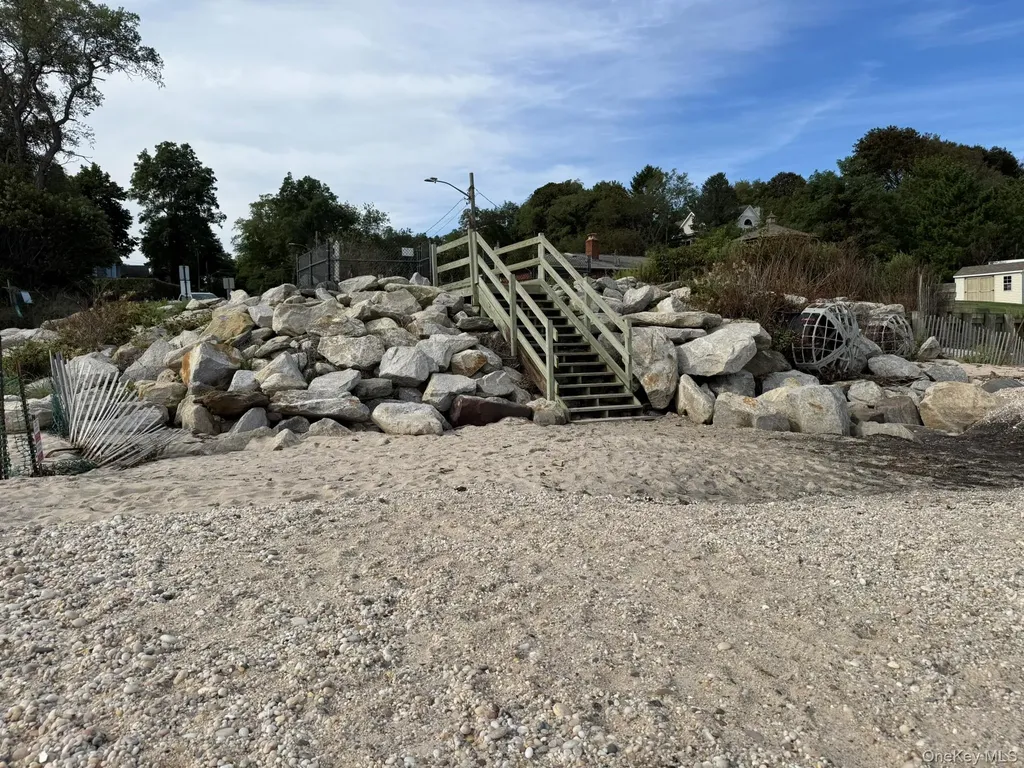 27 Evergreen Road Rocky Point NY 11778