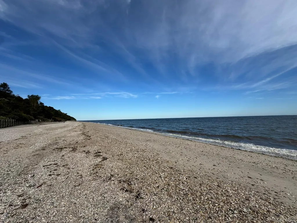 27 Evergreen Road Rocky Point NY 11778
