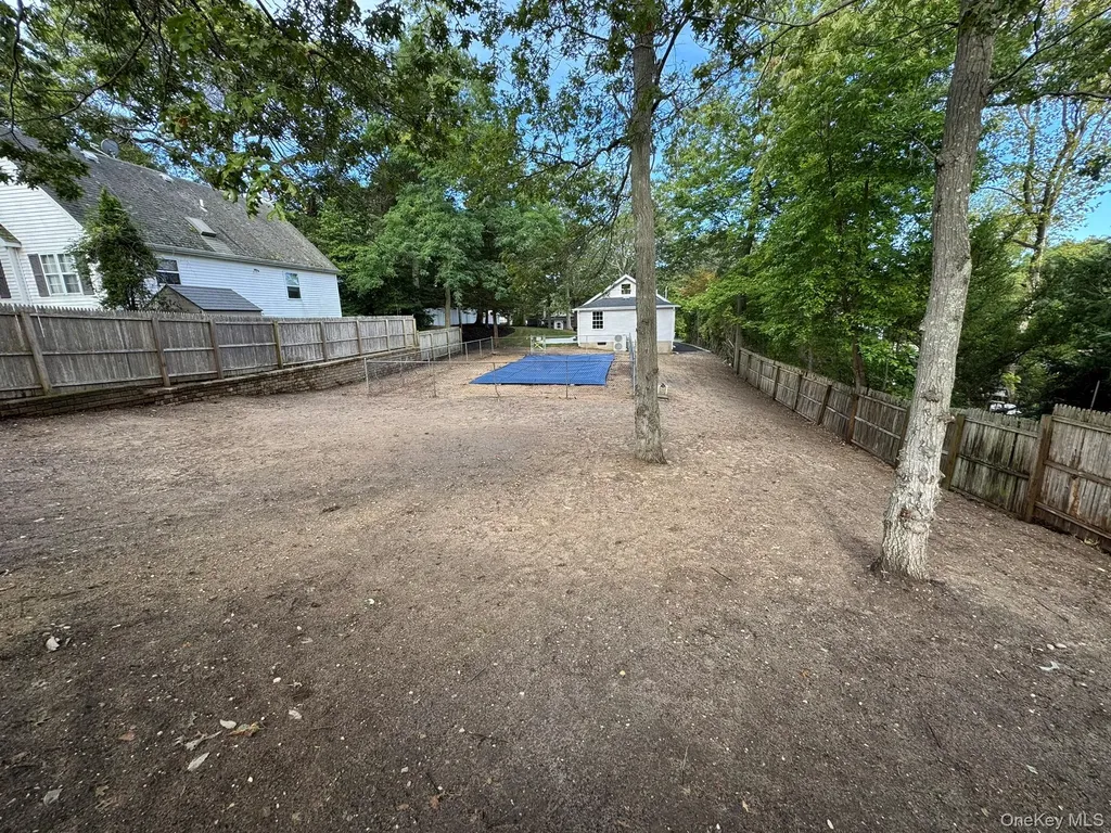 27 Evergreen Road Rocky Point NY 11778