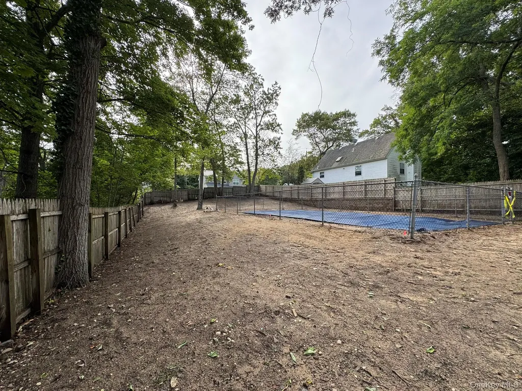 27 Evergreen Road Rocky Point NY 11778