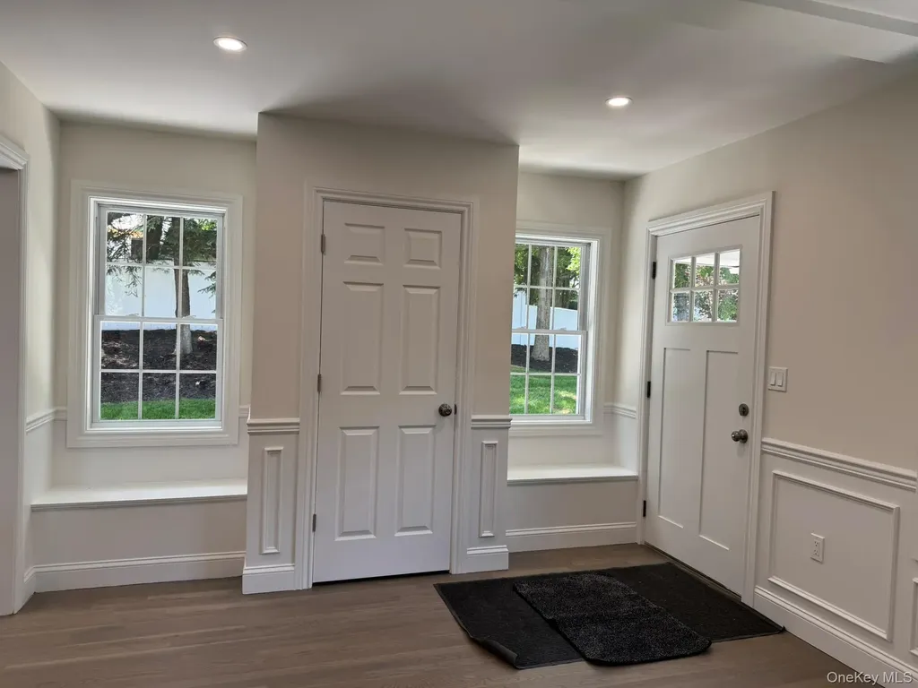 27 Evergreen Road Rocky Point NY 11778