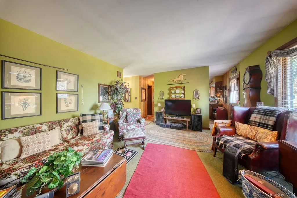 128 Hall Road Grahamsville NY 12740