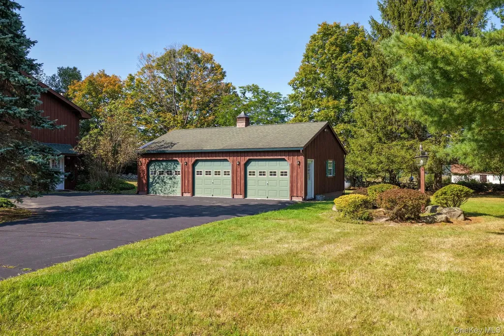 128 Hall Road Grahamsville NY 12740