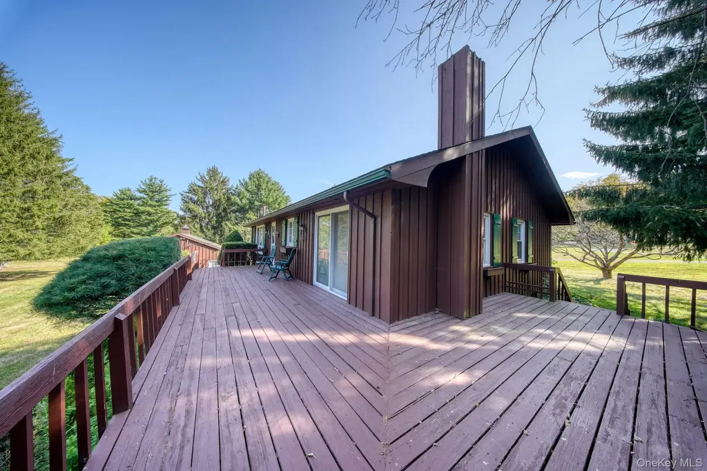 128 Hall Road Grahamsville NY 12740