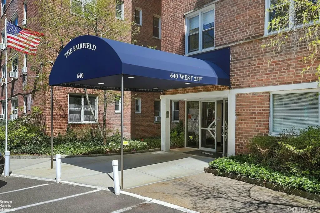 640 W 231 Street Bronx NY 10463
