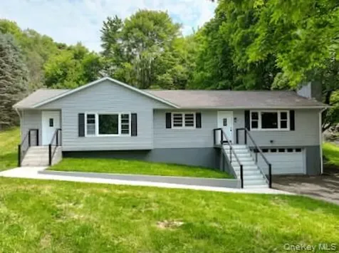 166 Hibernia Road Salt Point NY 12578