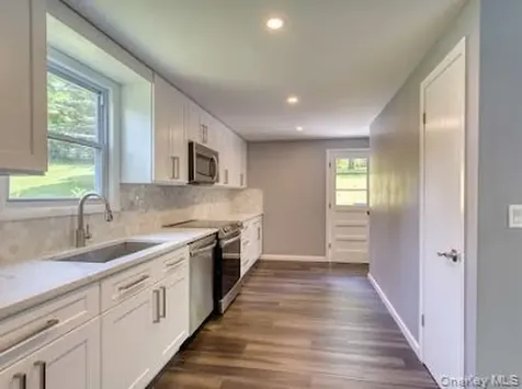 166 Hibernia Road Salt Point NY 12578