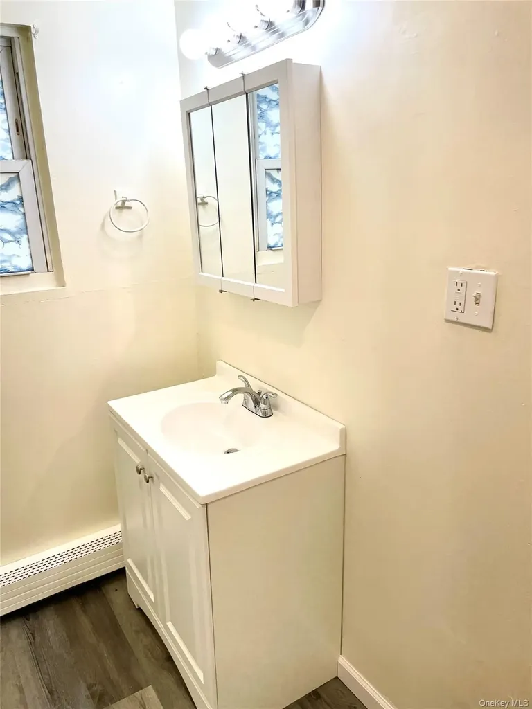 134 Longfellow Drive Mastic Beach NY 11951