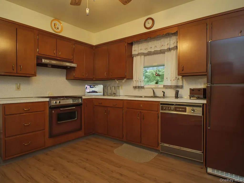 30 Richard Road Hyde Park NY 12538
