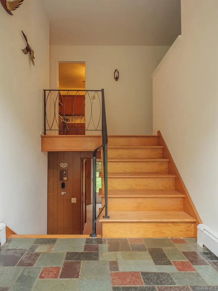 30 Richard Road Hyde Park NY 12538