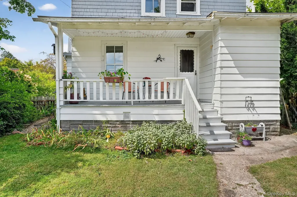 176 S Grand Avenue Poughkeepsie NY 12603