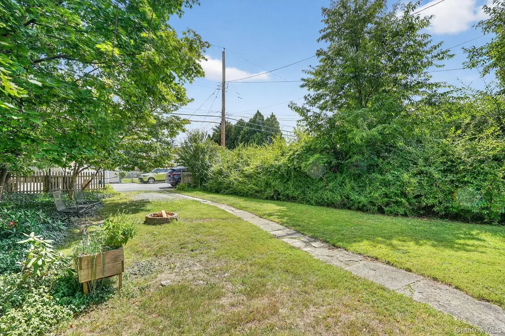 176 S Grand Avenue Poughkeepsie NY 12603
