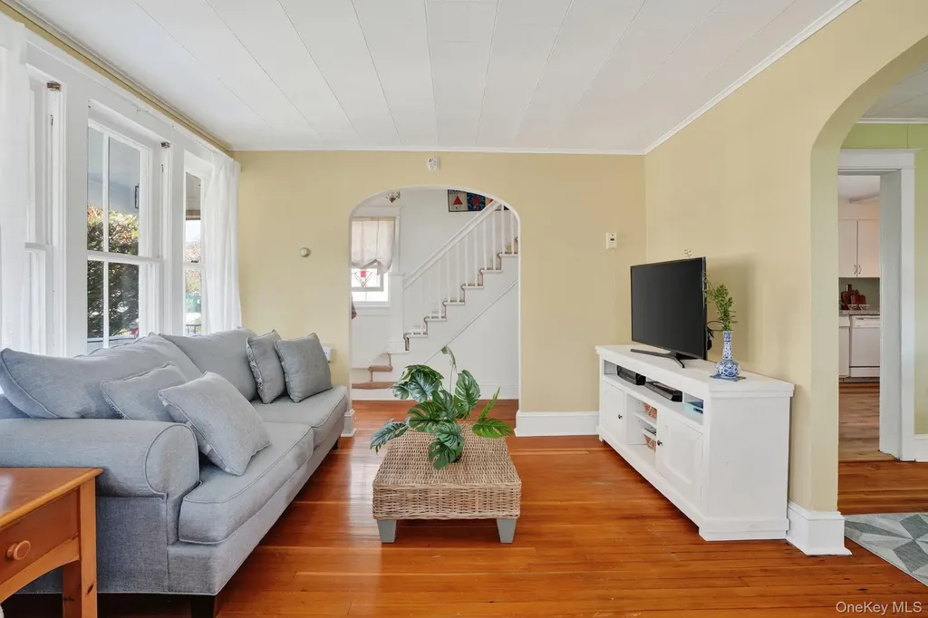 176 S Grand Avenue Poughkeepsie NY 12603