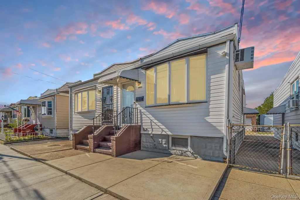 6467 58th Road Maspeth NY 11378