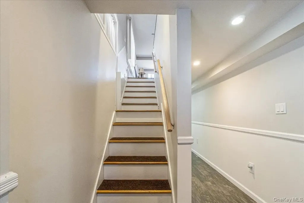6467 58th Road Maspeth NY 11378