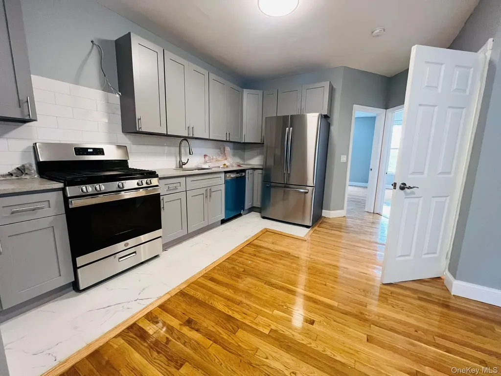 165 Chestnut Street Brooklyn NY 11208