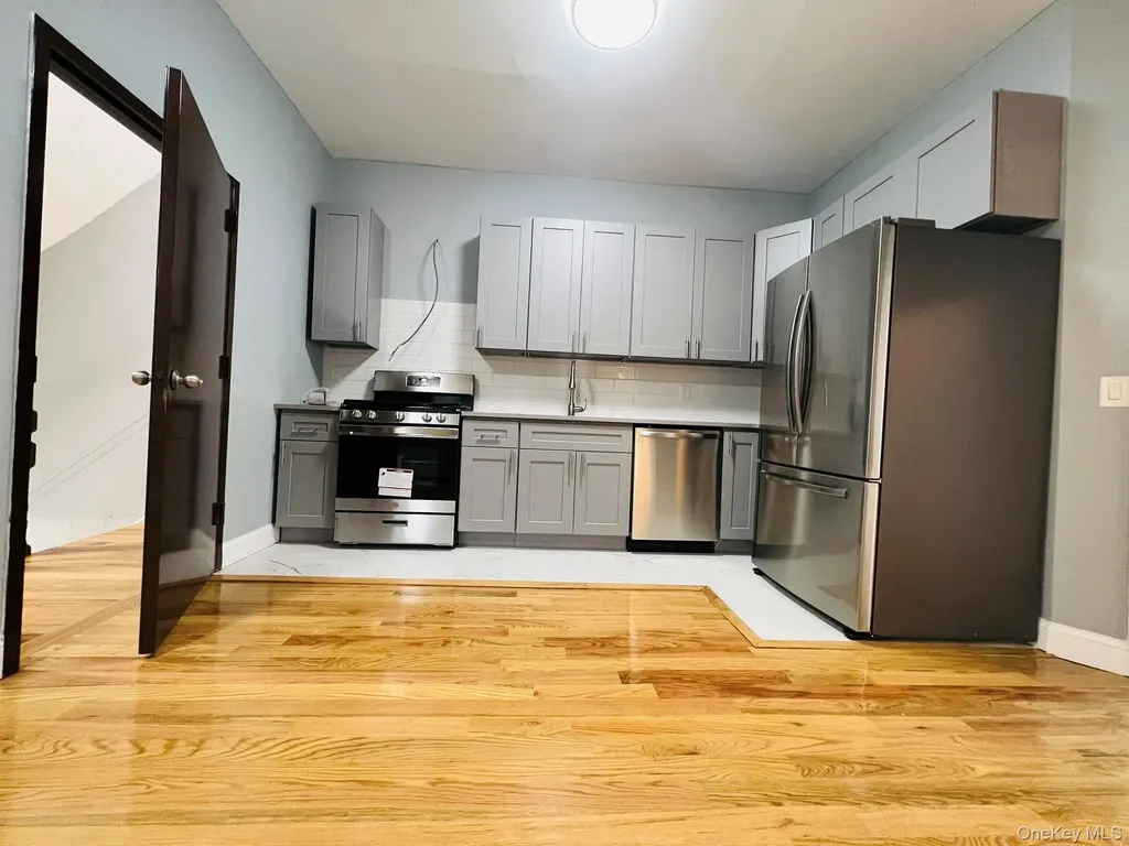 165 Chestnut Street Brooklyn NY 11208