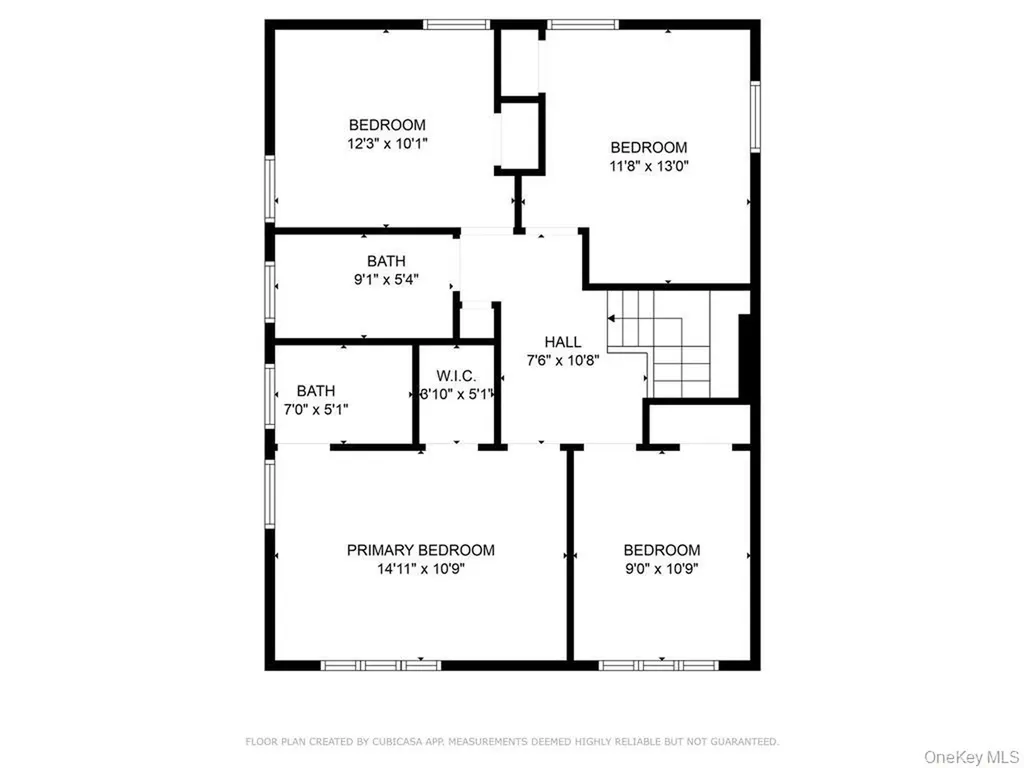 27 E Neck Court West Babylon NY 11704