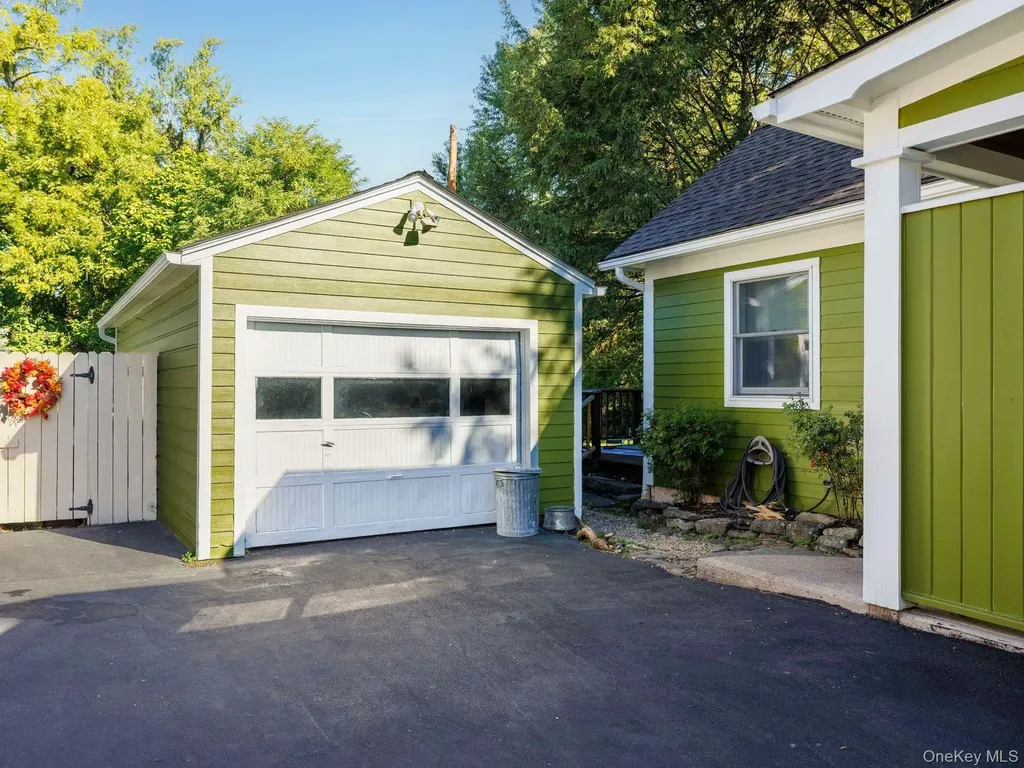 80 Millers Lane Kingston NY 12401