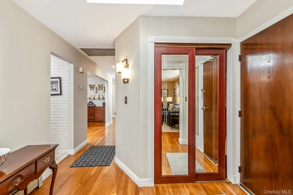 4 Burham Court Smithtown NY 11787