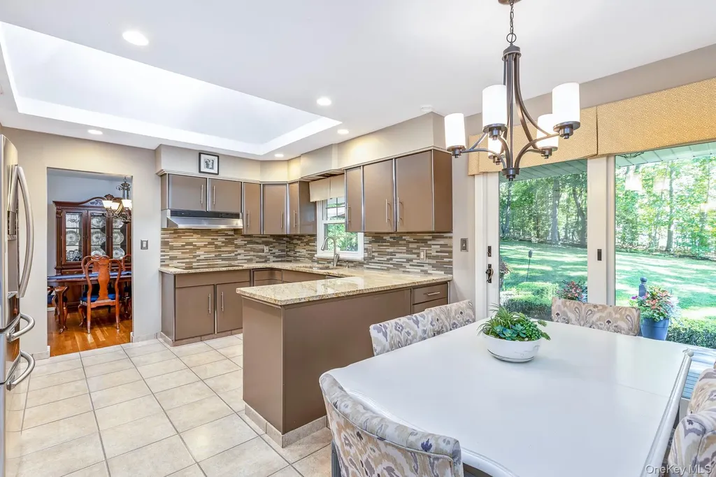 4 Burham Court Smithtown NY 11787