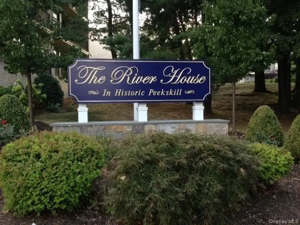 150 Overlook Avenue Peekskill NY 10566