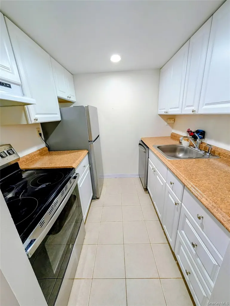 150 Overlook Avenue Peekskill NY 10566