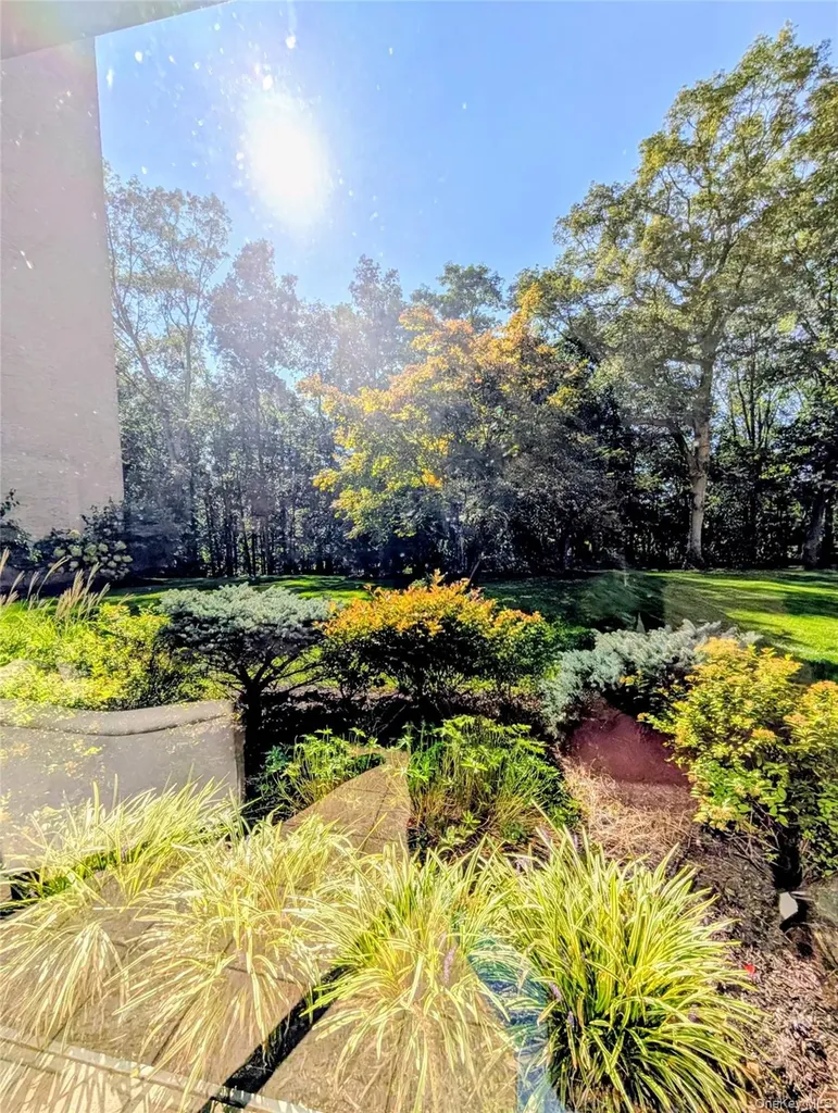 150 Overlook Avenue Peekskill NY 10566