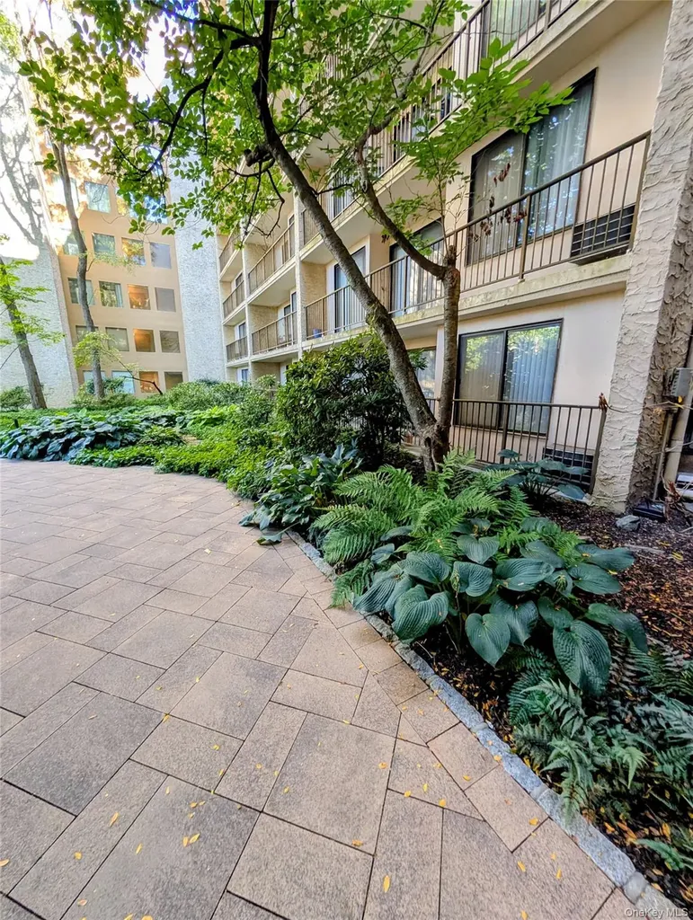 150 Overlook Avenue Peekskill NY 10566