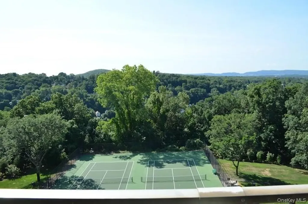 150 Overlook Avenue Peekskill NY 10566