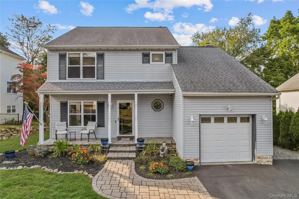 30 Larkin Lane Garnerville NY 10923