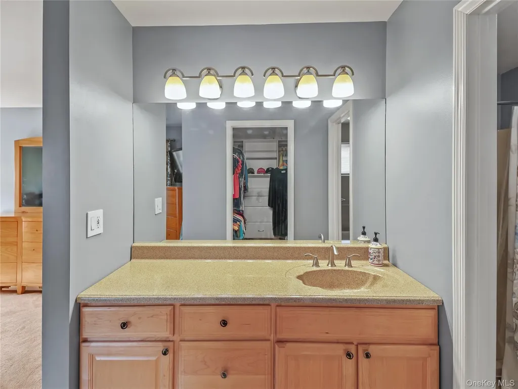 30 Larkin Lane Garnerville NY 10923