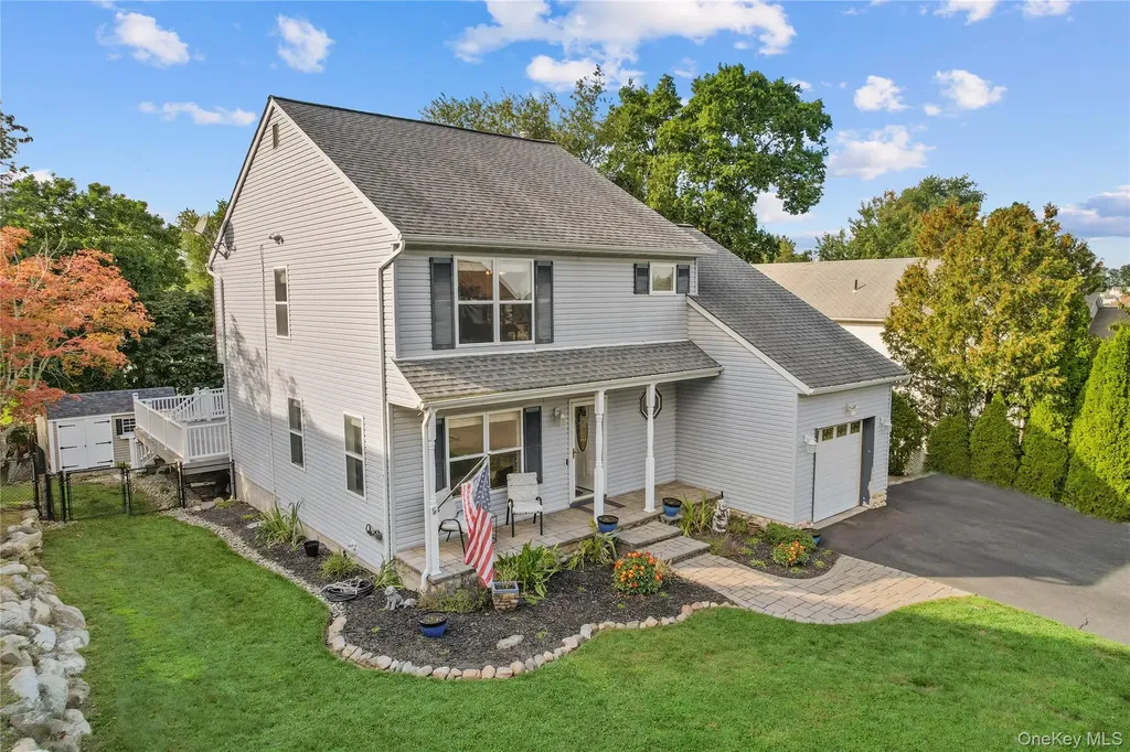 30 Larkin Lane Garnerville NY 10923