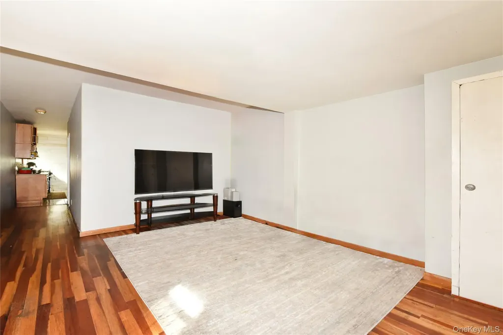 9110 Lefferts Boulevard Richmond Hill NY 11418