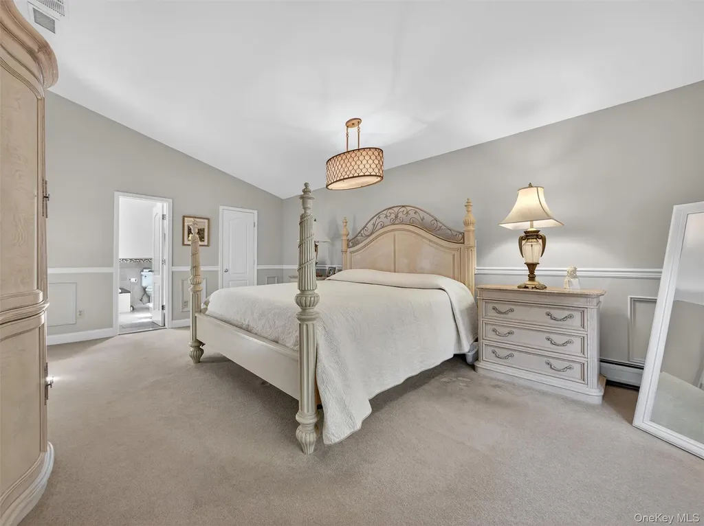 147 Schweizer Lane Bardonia NY 10954