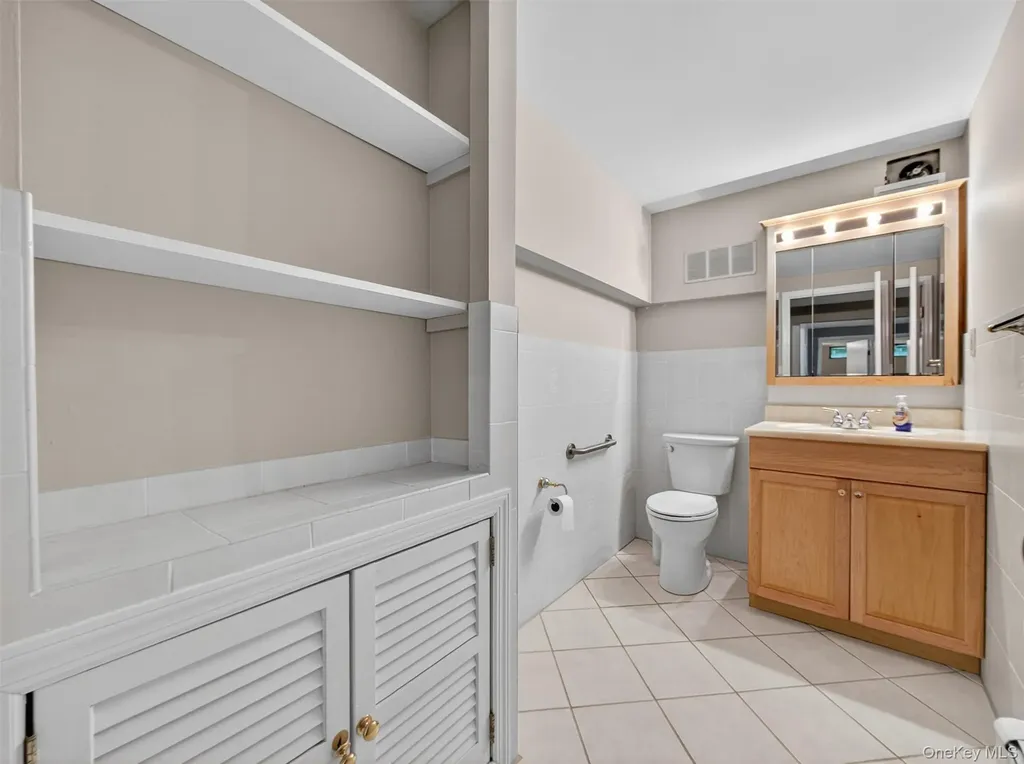 147 Schweizer Lane Bardonia NY 10954