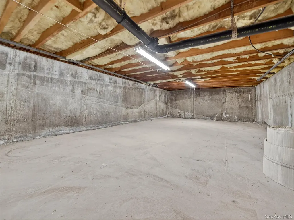 147 Schweizer Lane Bardonia NY 10954