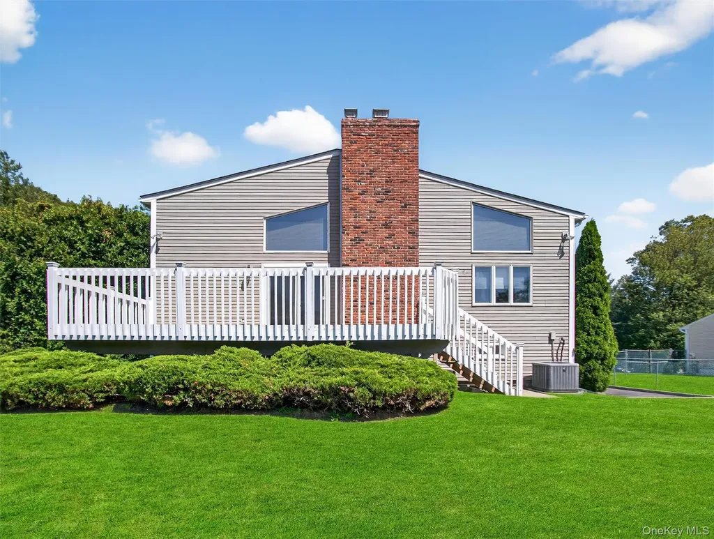 147 Schweizer Lane Bardonia NY 10954