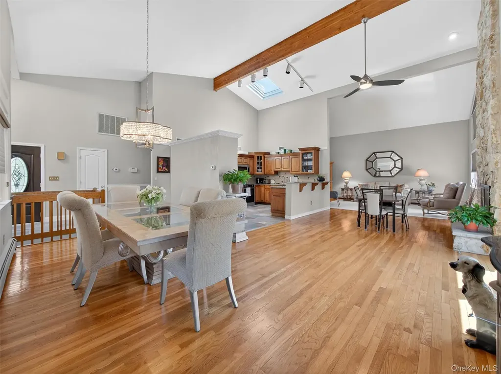 147 Schweizer Lane Bardonia NY 10954