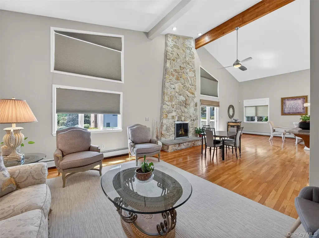 147 Schweizer Lane Bardonia NY 10954