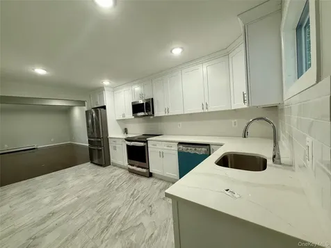 9 Holt Street Amityville NY 11701