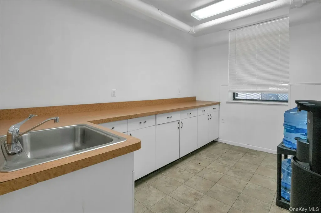 2400 Davidson Avenue Bronx NY 10468
